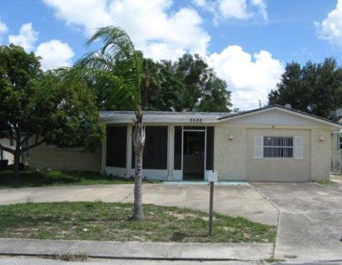 3500 Nixon Rd, Holiday, FL 34691