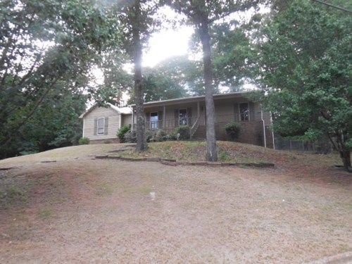 452 Old Farm Dr, Birmingham, AL 35215