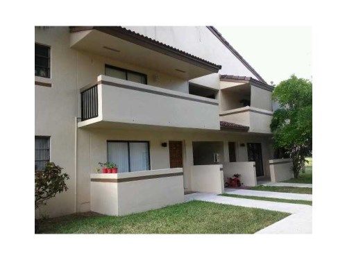 6355 SW 136 CT # 201-J, Miami, FL 33183