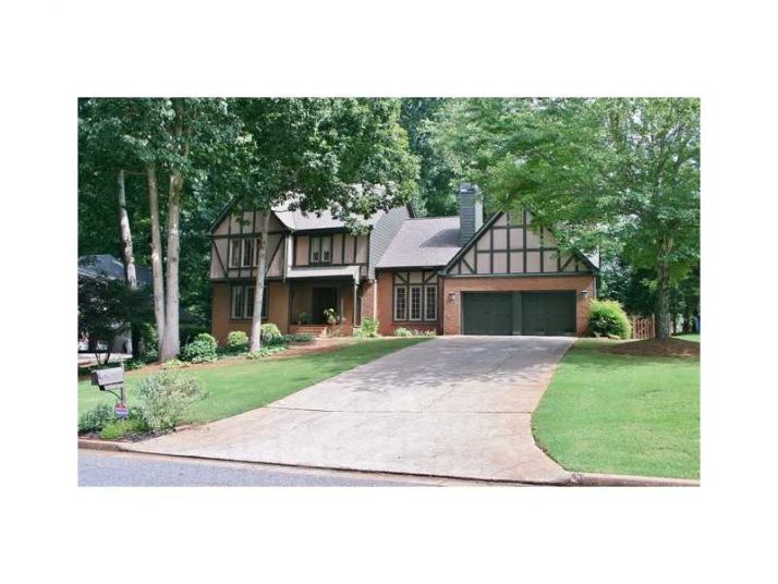 315 Hughes Branch Close, Alpharetta, GA 30004