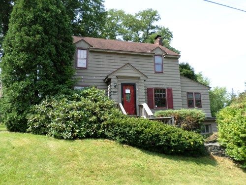 94 Wesleyan Ave, Amsterdam, NY 12010