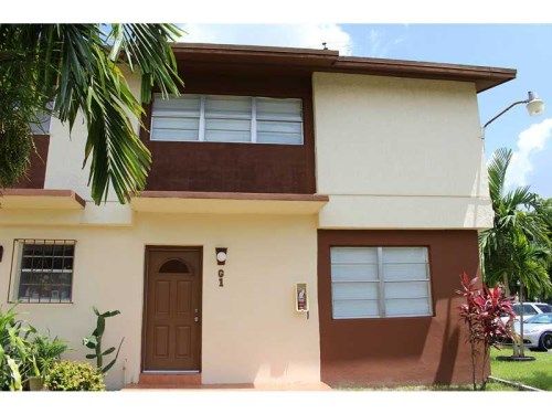 30 SW 108 AV # 1G, Miami, FL 33174