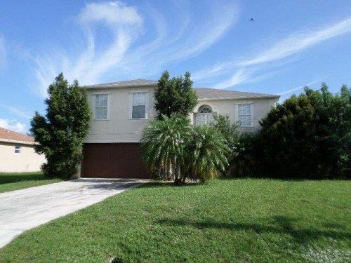 1415 SW Abacus Ave, Port Saint Lucie, FL 34953