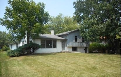 2700 Redbud Ln, Anderson, IN 46011