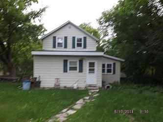 150 S Garden Ave, Gillett, WI 54124