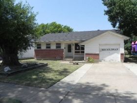 859 Wideman Drive, Dallas, TX 75217