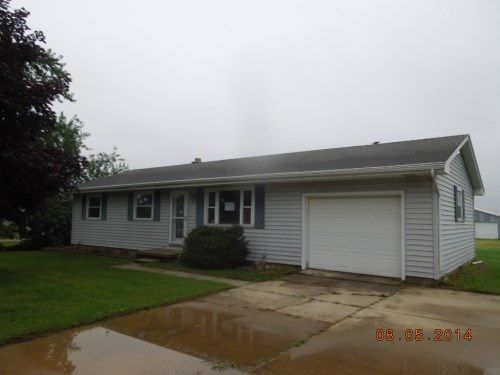 3677 Herbison Rd, Bath, MI 48808