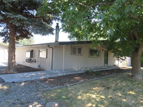 1911 S 47th Avenue, Yakima, WA 98903