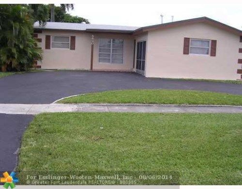 8690 NW 27TH PL, Fort Lauderdale, FL 33322