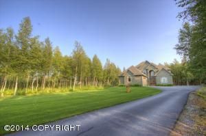 1951 S Creekside Drive, Wasilla, AK 99654