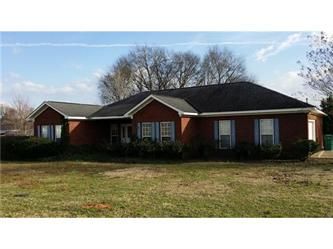 12338 Pebble Dr, Moundville, AL 35474