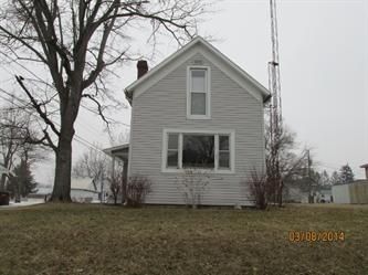 135     Harrison Street, Geneva, IN 46740