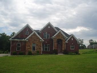 118 Suesand Court, Pleasant View, TN 37146