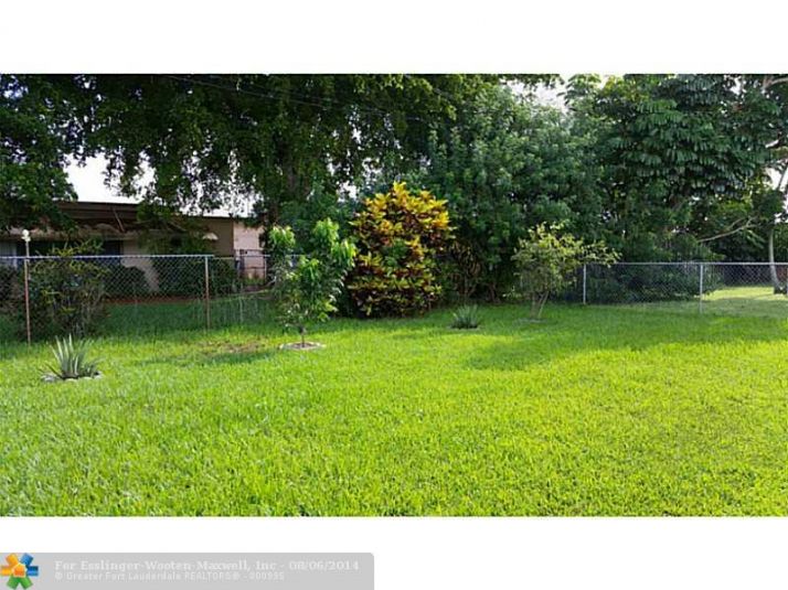 8981 NW 25TH CT, Fort Lauderdale, FL 33322