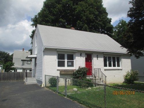 89 Leading St, Johnston, RI 02919