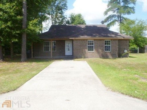 97 Hendrix St, Ludowici, GA 31316