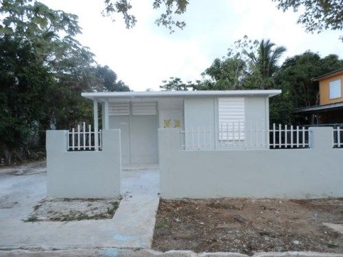 6-e 22 St Luis M. Cintron, Fajardo, PR 00738