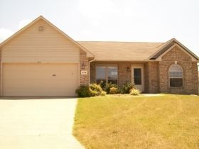 406 Bordeaux Cir, Fort Smith, AR 72908