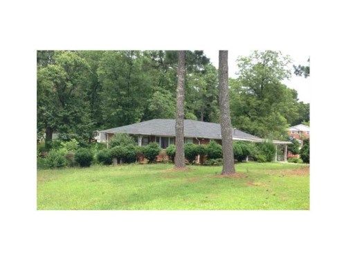 5905 Lakeshore Drive Se, Mableton, GA 30126