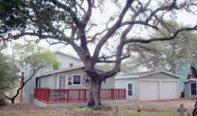 298 Lakeshore Dr N Bandera, TX 78003