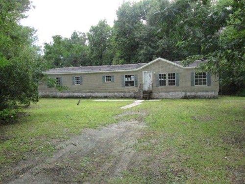 304 Thrift Rd, Woodbine, GA 31569