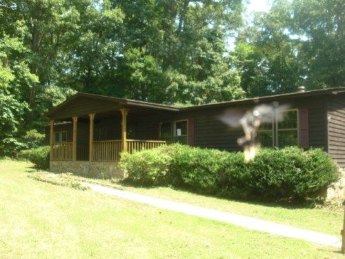 501 Honeysuckle Rd, Madison, NC 27025