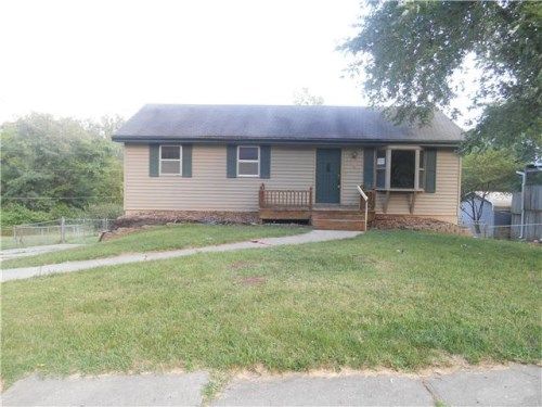 189 Lee Dr, Liberty, MO 64068