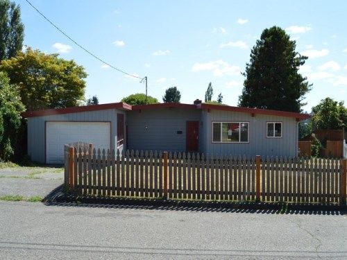 329 E 29th Street, Bremerton, WA 98310