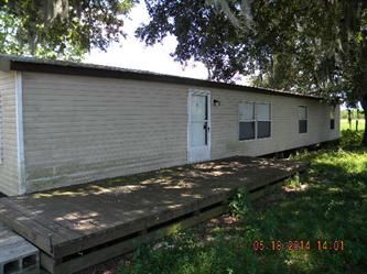 15923 Lake Iola Rd, Dade City, FL 33523