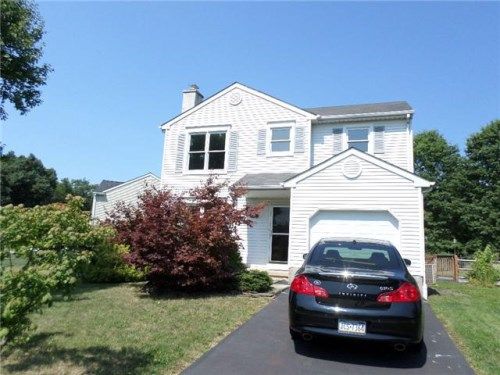 100 Fox Hunt Dr, Souderton, PA 18964