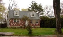 2 Norview Ct Huntington Station, NY 11746