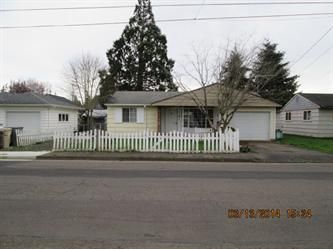 358 Jennings St, Lebanon, OR 97355