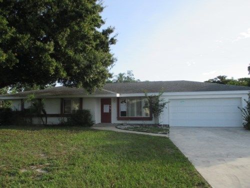 421 SW Ruffner Ct, Port Saint Lucie, FL 34953