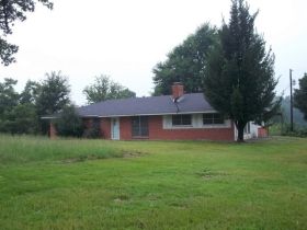 513 County Rd 444, Carthage, TX 75633