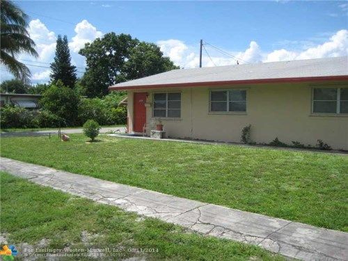 5841 MCKINLEY ST, Hollywood, FL 33021