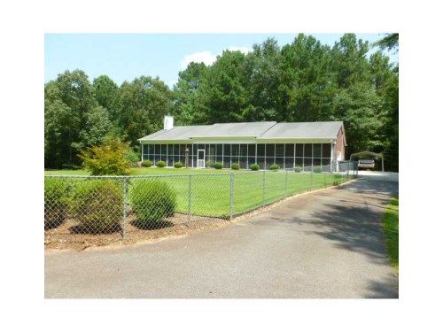 1482 Upper Cove Rd, Woodbury, GA 30293