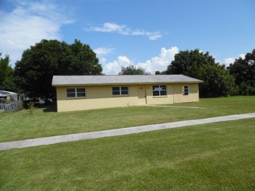 422 East Drive, Punta Gorda, FL 33950