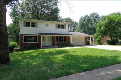 4818 Berrywick Terrace, Saint Louis, MO 63128