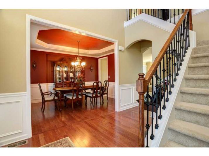 7560 Brookstone Circle, Flowery Branch, GA 30542