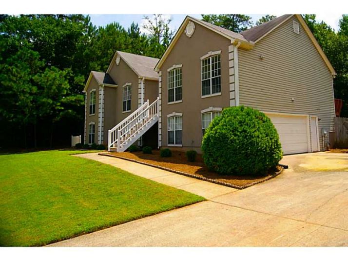 3901 Garrett Springs Drive, Powder Springs, GA 30127