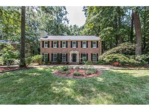 4971 Lakeland Woods Court, Atlanta, GA 30338