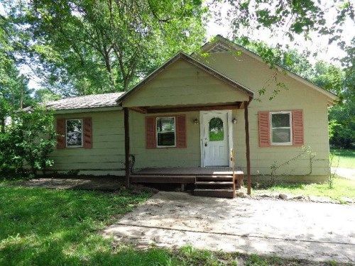 522 Poertner St, Boonville, MO 65233