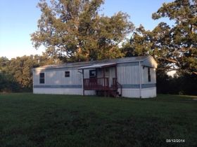 1049 Old Cove Rd, Saint Clair, MO 63077