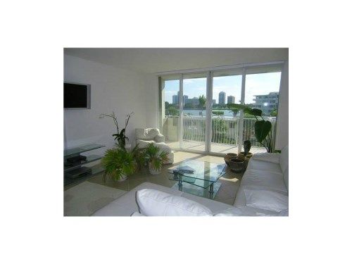 10350 W BAY HARBOR DR # 3F, Miami Beach, FL 33154