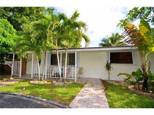 8811 NW 11 CT, Hollywood, FL 33024