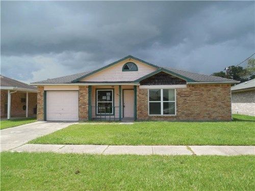 612 Azalea Dr, Westwego, LA 70094