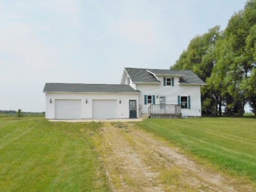 6034 Mowerson Rd, Brown City, MI 48416