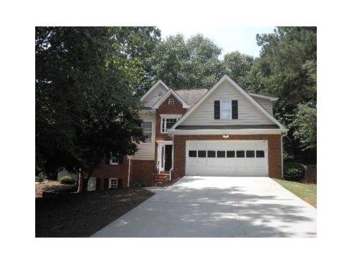 5811 Silverthorn Drive, Flowery Branch, GA 30542