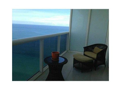 1830 OCEAN DR # 4612, Hallandale, FL 33009