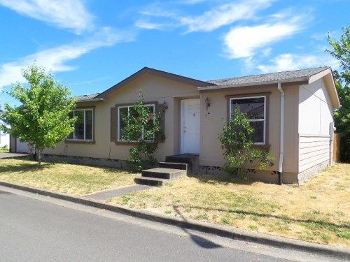 511 Madsen Loop, Carlton, OR 97111